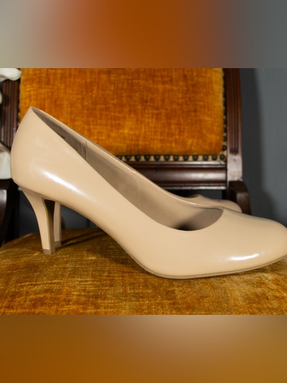 SIZE 12 Classic Women's Nude Pump